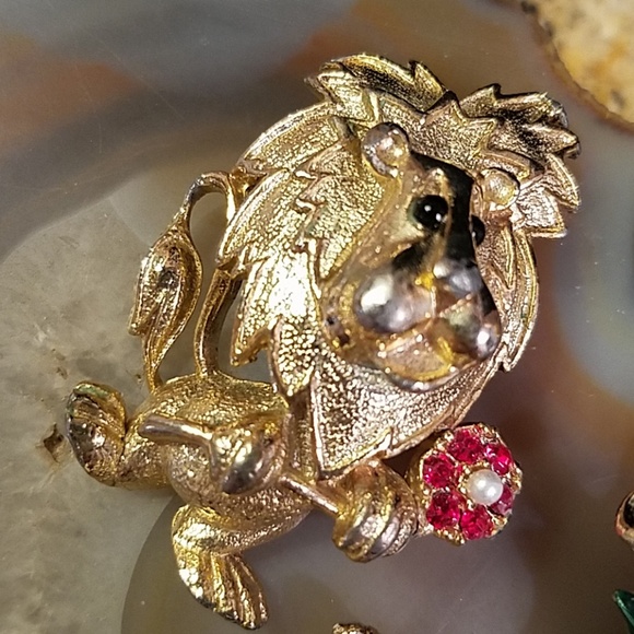 Vintage Gerry's holiday brooches christmas GUC - Picture 3 of 9